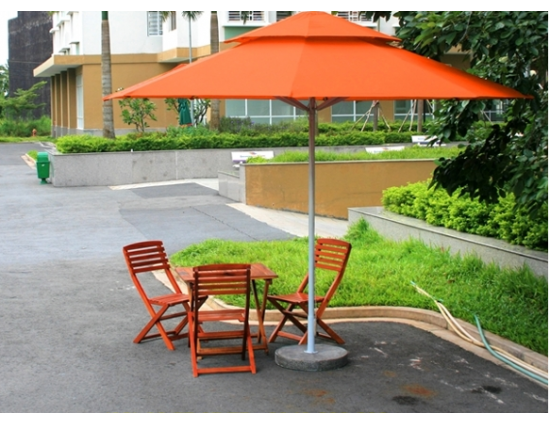 OUTDOOR UMBRELLA